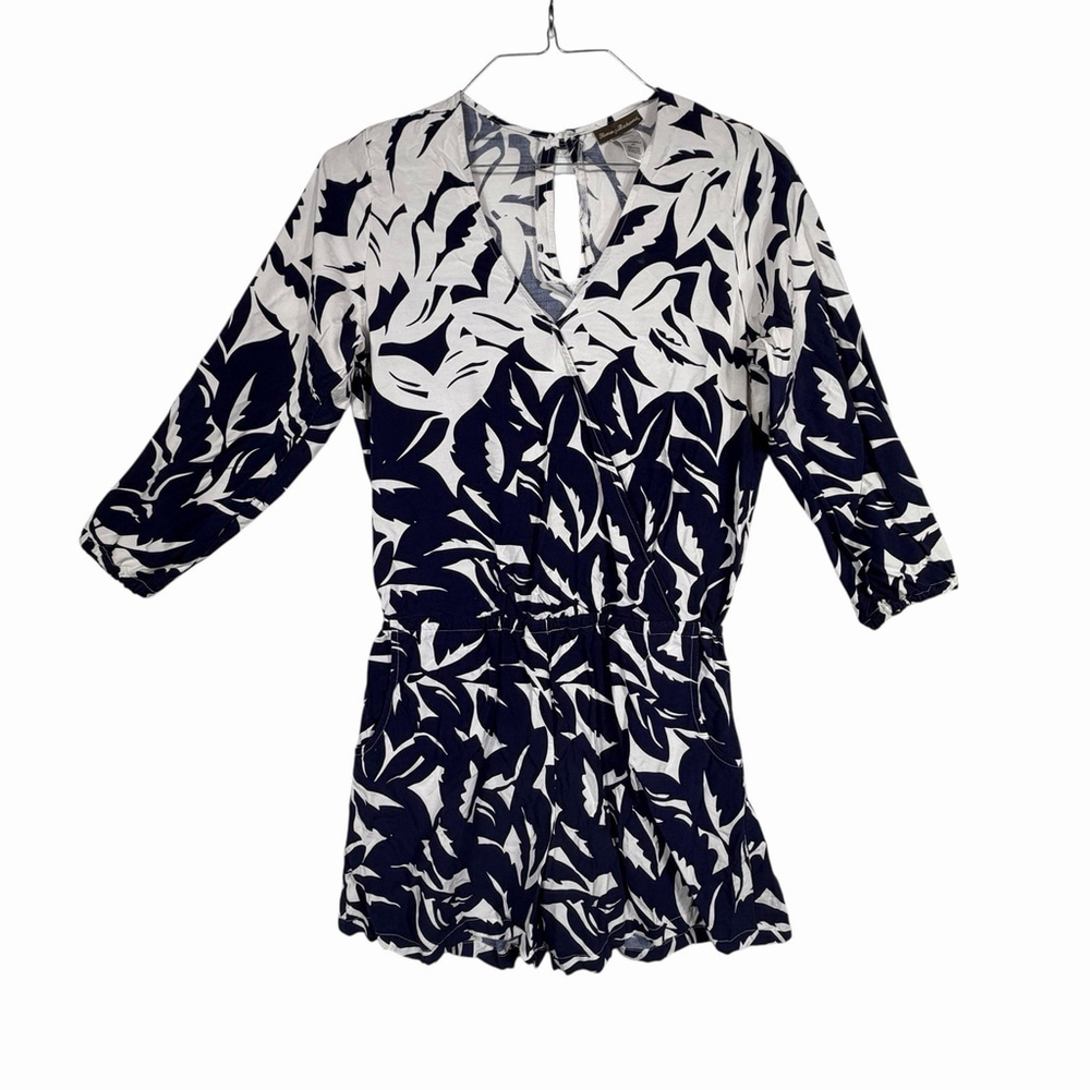 Tommy Bahama Rayon Shift Romper 3/4 Sleeve Size Medium Blue and White